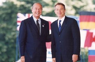 Le Président de la République accueille M. Tony Blair, Premier ministre britanique.