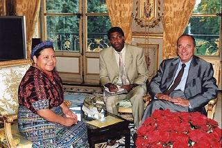 20.09.2003 / entretien avec Mme Rigoberta Menchu, prix Nobel de la Paix