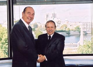 Inauguration par le Président de la République et M. Abdelaziz Bouteflika, Président de la République d'Algérie des expositions 