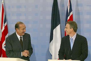 Sommet franco-britannique - confÃ©rence de presse conjojinte du PrÃ©sident de la RÃ©publique et de M. Tony Blair, Premier ministre du Roy ...
