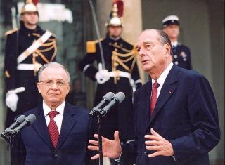 Point de presse conjoint du Président de la République et du Président roumain