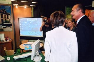 Visite du Président de la République aux Rencontres Industrielles de l'Yonne (RIDY 2003 )