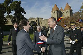 Accueil par le Président de la République de M. José Maria Aznar, Président du gouvernement espagnol - Sommet franco-espagnol