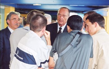 Rencontre informelle du Président de la République avec des jeunes apprentis du CFA de la Chambre des métiers.