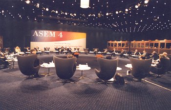 Sommet Union européenne / Asie (ASEM IV) - séance plénière.