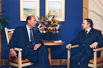 Entretien du Président de la République avec M. Abdelaziz Bouteflika, Président de la République démocratique et populaire d'Algérie.