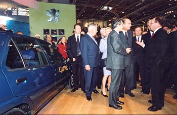 Visite du salon mondial de l'automobile.