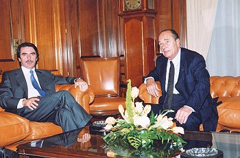 Sommet franco-espagnol - entretien du Président de la République et de M. Jose Maria Aznar, Président du gouvernement espagnol.