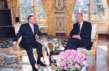 Entretien du Président de la République avec M. Aleksander Kwasniewski, Président de la République de Pologne