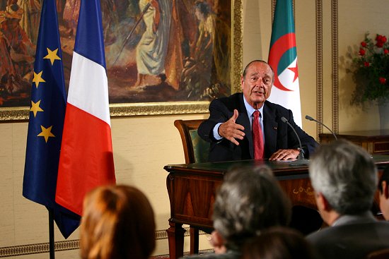 ConfÃ©rence de presse du PrÃ©sident de la RÃ©publique à l'issue de sa rencontre avec M. Abdelaziz Bouteflika, PrÃ©sident de la ...