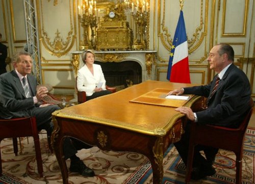 Interview télévisée du Président de la République accordée à deux journalistes de France 2 et TF1