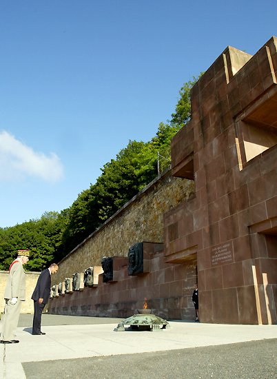 Cérémonie de commémoration de l'Appel du 18 juin 1940 au Mont Valérien