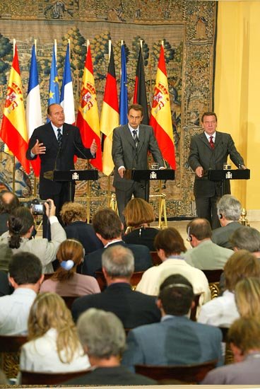Rencontre franco-germano-espagnole : conférence de presse conjointe