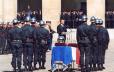 Cérémonie d' hommage aux cinq pompiers décédés à Neuilly-sur-Seine le 14 septembre 2002.