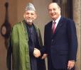 Le Président de la République accueille M. Hamid Karzaï, Président de l'Etat transitoire islamique d'Afghanistan.