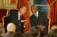 Le PrÃ©sident de la RÃ©publique et M. Kofi Annan, secrÃ©taire gÃ©nÃ©ral des Nations unies assistent à la rÃ©union des chefs ...