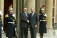 Le Président de la République accueille M. Ilham Aliev, Président de la République d'Azerbaïdjan (perron)
