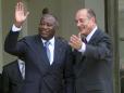 Le Président de la République accueille M. Laurent Gbagbo, Président de la République de Côte d'Ivoire (perron)