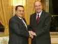 Entretien du Président de la République avec M. Hosni Moubarak, Président de la République arabe d'Egypte