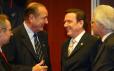 Le Président de la République s'entretient avec M. Gerhard Schröder, chancelier de la République fédérale d'Allemagne