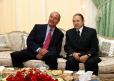 Entretien en tête à tête du Président de la République et de M. Abdelaziz Bouteflika, Président de la République algérienne démocratique et populaire