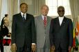 Le PrÃ©sident de la RÃ©publique et M. Mamadou Tandja, PrÃ©sident de la RÃ©publique du Niger accueillent M. Mathieu Kerekou, PrÃ©siden ...