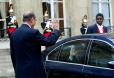 Départ de M. Silvio Berlusconi, président du Conseil de la République italienne (cour d'honneur)