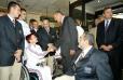Rencontre du Président de la République avec les membres de la délégation paralympique française qui participera aux Jeux Olympiques d'Athènes du 17 au 24 septembre 2004