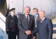 Le Président de la République raccompagne à son avion  M. Vladimir Poutine, Président de la Fédération de Russie