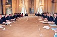 Photo : Réunion du Conseil des ministres du second gouvernement d'Alain Juppé