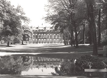 Photo: Park of the Elysée palace