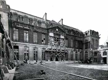 Photo: Elysée Palace restoration site on 1 October 1947