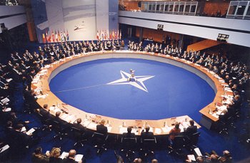 21. November 2002 2002 Gipfel der NATO - Sitzung des Rates der NATO 