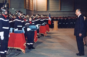4. Dezember 2002, Huldigung an die freiwilligen Feuerwehrmänner von Loriol.