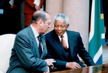 26. Juni 1998 GesprÃ¤ch mit Nelson Mandela, PrÃ¤sident der Republik SÃ¼dafrika, anlÃ¤Ãlich des franzÃ¶sisch-sÃ¼dafrikanischen Wi ...