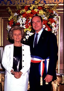 Photo 1 : Jacques und Bernadette Chirac im Pariser Rathaus.