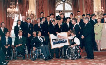 28. März 1998: Empfang der Medaillensieger der Olympischen Spiele und der Paralympics von Nagano.