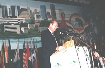7. Dezember 1997: Abidjan : AIDS-Konferenz.