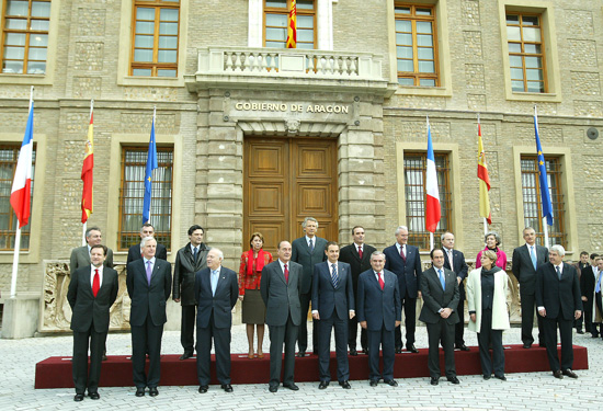 Sommet franco-espagnol - photo de famille (palais de l'Afjaferia - Assemblée régionale d'Aragon)