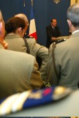 Photo : M.Jacques CHIRAC, Président de la Répuiblique, s'adresse aux participants de la réception du Conseil supérieur de la fonction militaire