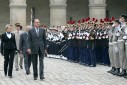 Photo 2 :Prise d'armes aux Invalides.