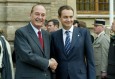 Photo : Poignée de main entre le Président de la République, M.Jacques CHIRAC  et M. José Luis ZAPATERO, Président du gouvernement du Royaume d'Espagne
