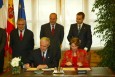 Photo : Sommet franco-espagnol - signature d'accords (palais de l'Afjaferia - Assemblée régionale d'Aragon)