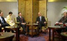 Photo 6 : Entretien du Président de la République avec M. Wang Qishan, maire de Pékin