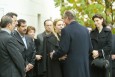 Photo 4 : Le Président de la République, M. Jacques CHIRAC, présente ses condoléances à Mme Souha Arafat épouse de M. Yasser ARAFAT