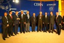 Photo 15 : Photo de famille - Prix Nobel - CERN