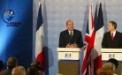 Photo : Sommet franco-britannique - conférence de presse conjointe du Président de la République et de M. Tony Blair (Lancaster House)