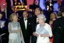 Photo : Visite officielle au Royaume-Uni - Centenaire de l'Entente cordiale - arrivée de Sa Majesté la reine Elizabeth II, du Président de la République, de Mme Jacques Chirac et du prince Philip (Saint George's Hall)