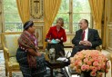 Photo 2 : Rencontre avec Mme Rigoberta Menchu.