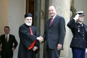 Photo 1 : Le Président Jacques CHIRAC accueille Mgr. SFEIR Patriarche maronite du Liban.